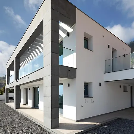 Вилла Skyfall Арку-да-Кальета